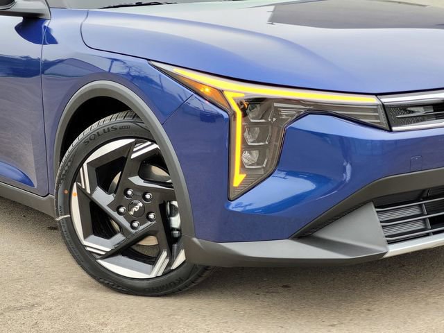 New 2025 Kia K4 EX image 3