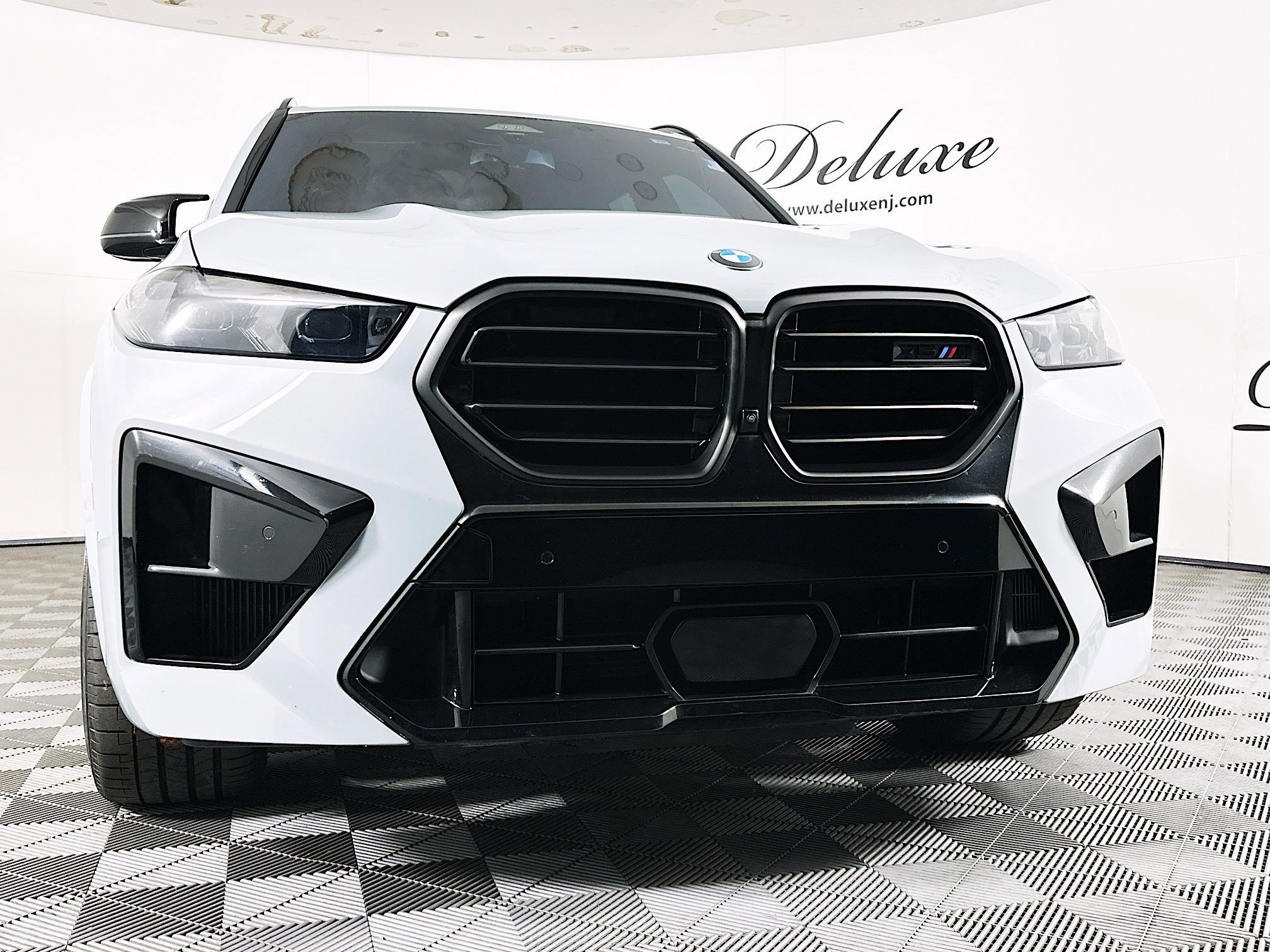 Used 2024 BMW X5 M Competition w/ Executive Package image 32