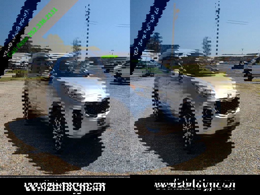 Used 2018 Kia Sportage EX image 2