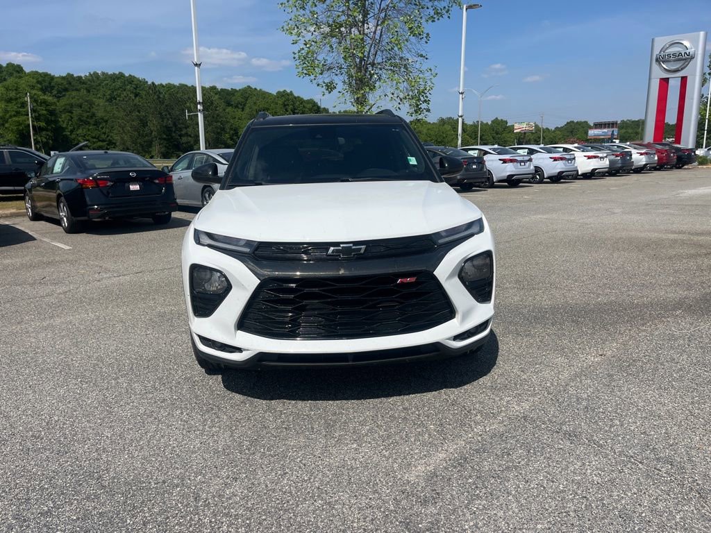 Used 2023 Chevrolet TrailBlazer RS image 2