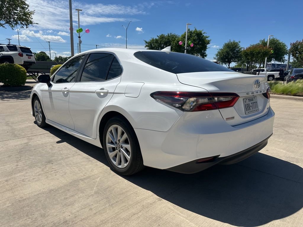 Certified 2022 Toyota Camry LE image 4