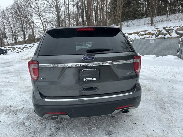 Used 2018 Ford Explorer XLT w/ Equipment Group 202A image 4