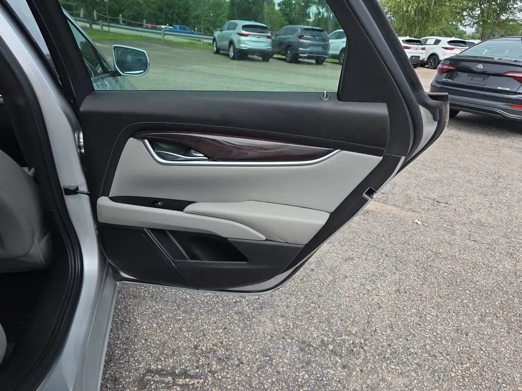 Used 2017 Cadillac XTS Luxury w/ Driver Awareness Package FWD image 45