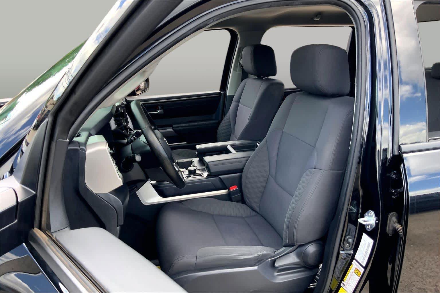 Used 2023 Toyota Tundra SR5 AWD/4WD image 7