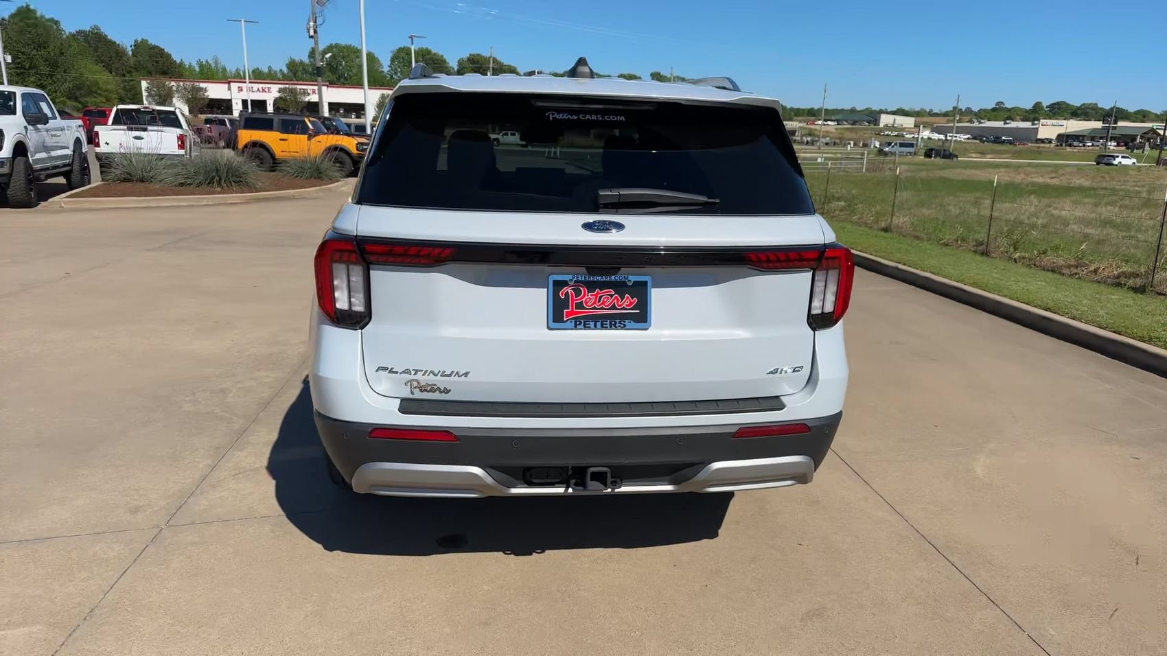 Used 2025 Ford Explorer Platinum w/ LUX Leather Package AWD/4WD image 8