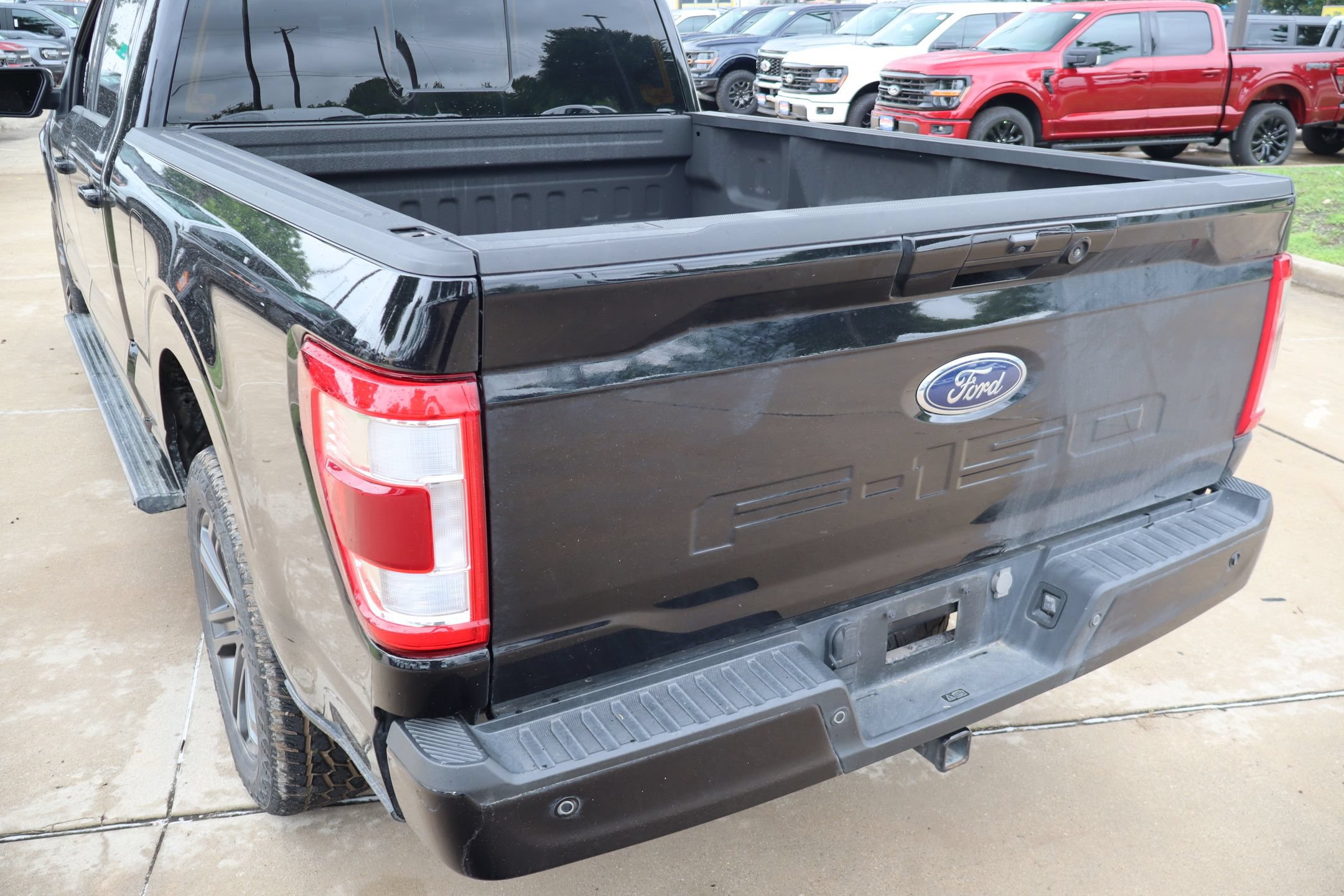 Used 2023 Ford F150 Lariat w/ Equipment Group 502A High AWD/4WD image 27