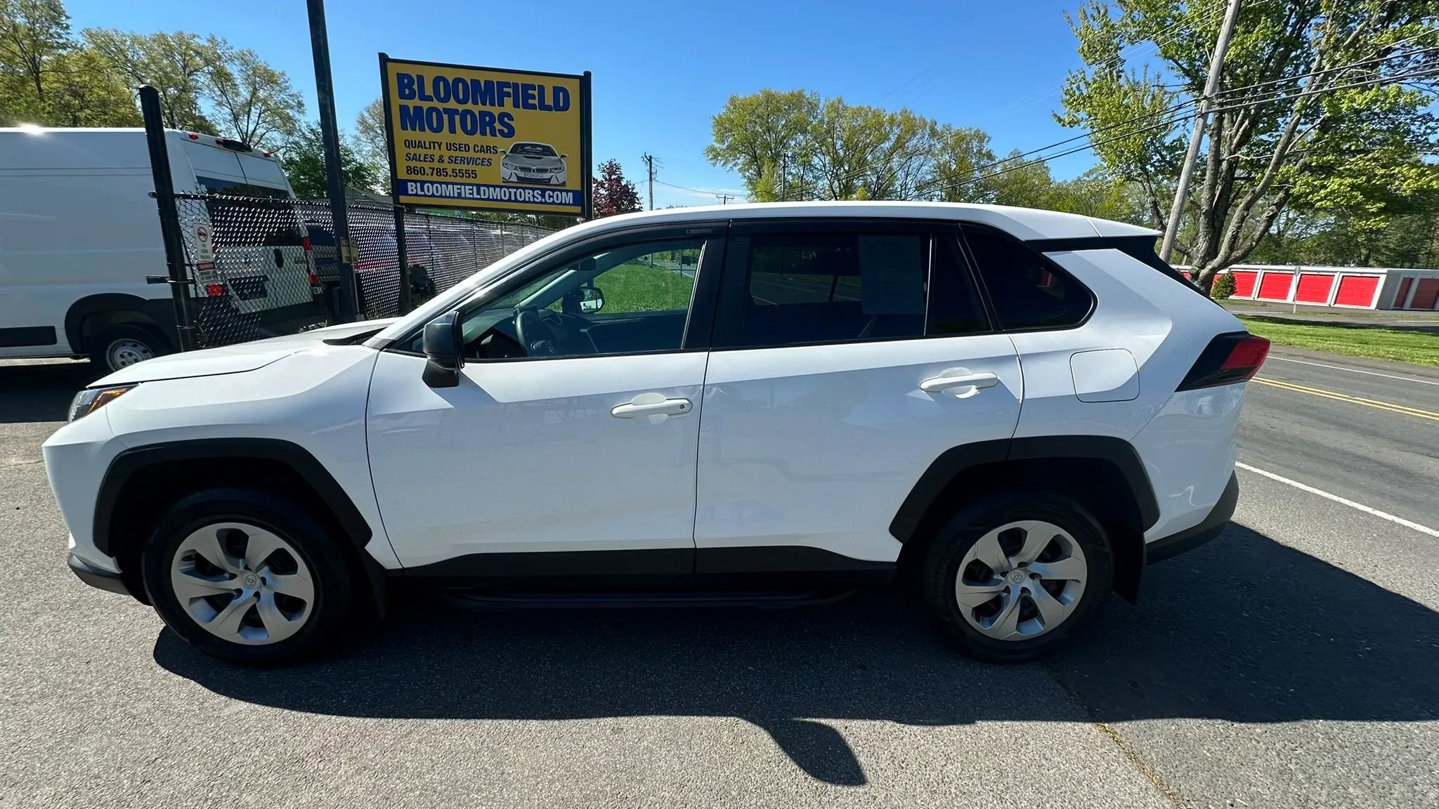 Used 2023 Toyota RAV4 LE AWD/4WD image 8