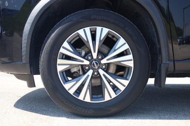 Certified 2023 Nissan Rogue SV AWD/4WD image 9