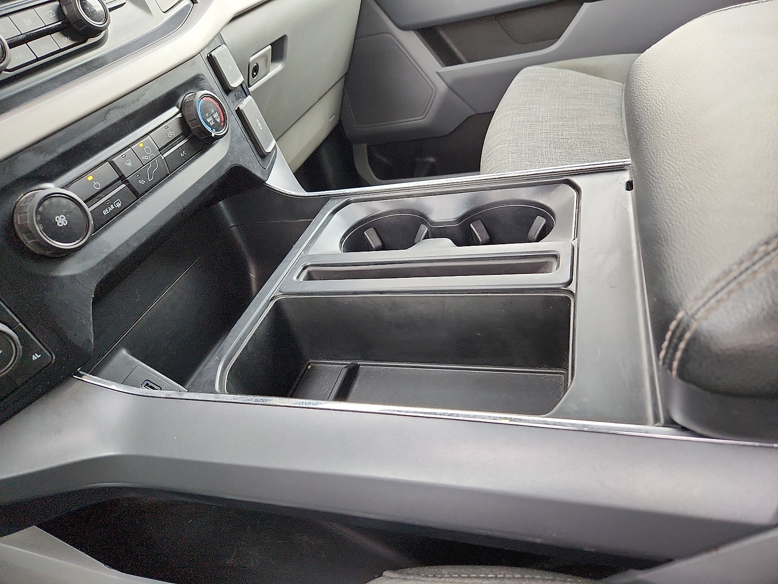 Used 2023 Ford F150 XLT image 20