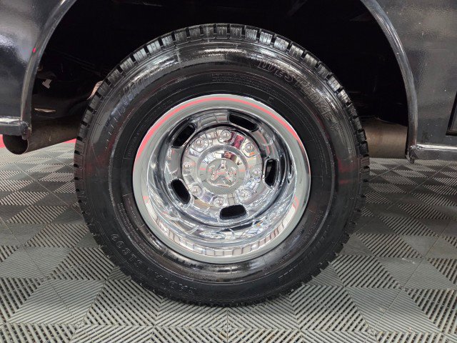 Used 2022 RAM 3500 Tradesman w/ Chrome Appearance Group image 91