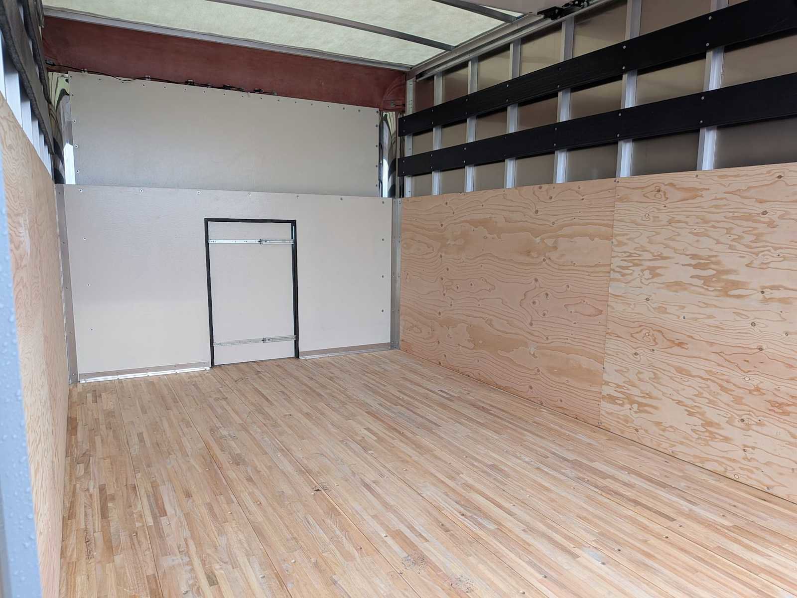 New 2024 Chevrolet Express 3500 w/ Power Convenience Package image 26