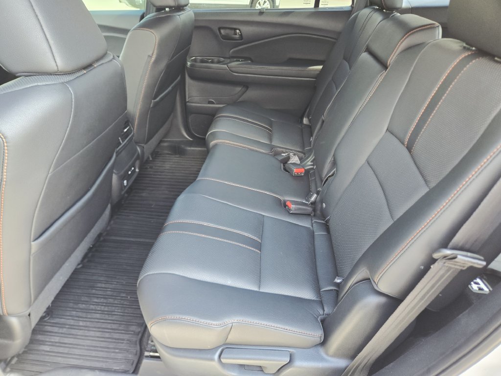 Certified 2024 Honda Passport TrailSport image 17