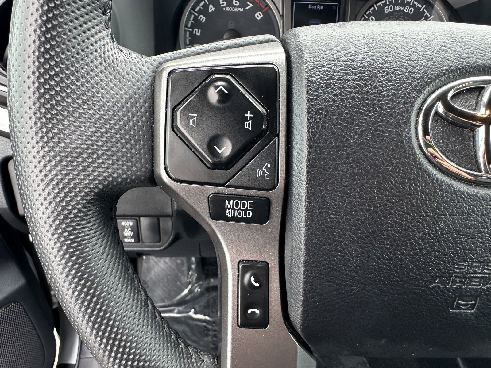 Used 2023 Toyota Tacoma Limited AWD/4WD image 16