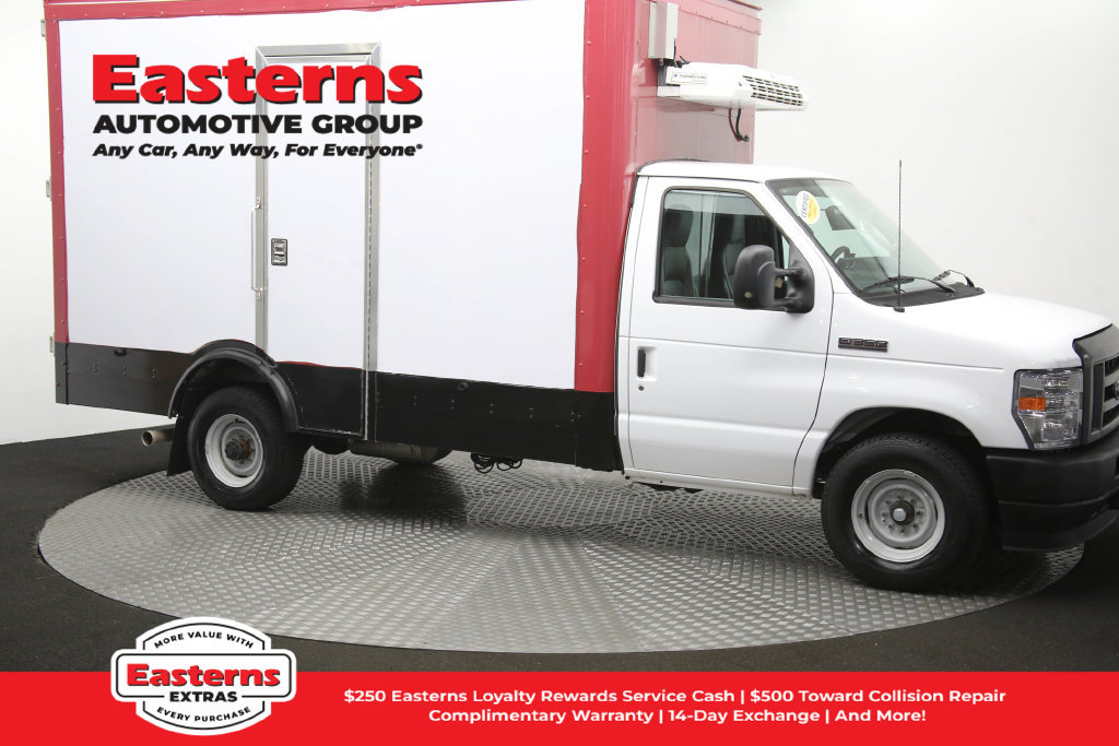Used 2023 Ford E-350 and Econoline 350 Super Duty w/ Power Windows & Locks Group RWD image 47