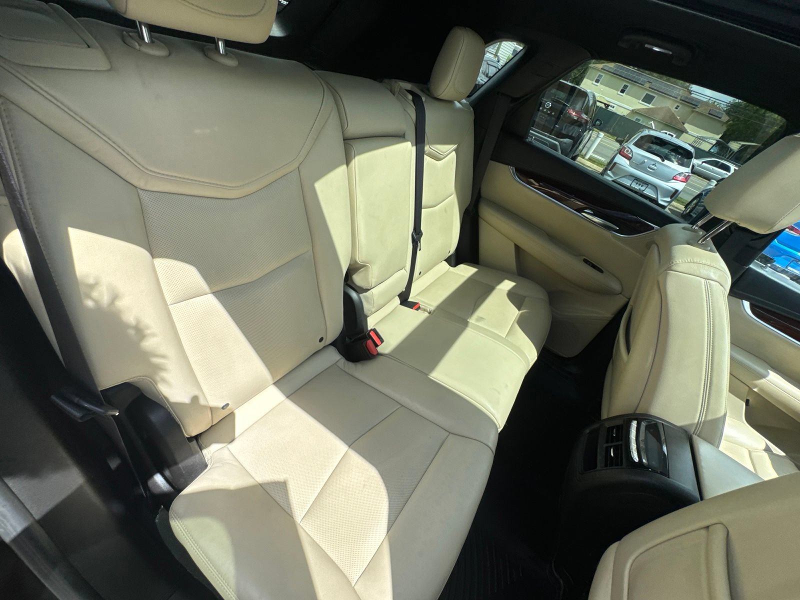 Used 2018 Cadillac XT5 Premium Luxury FWD image 19