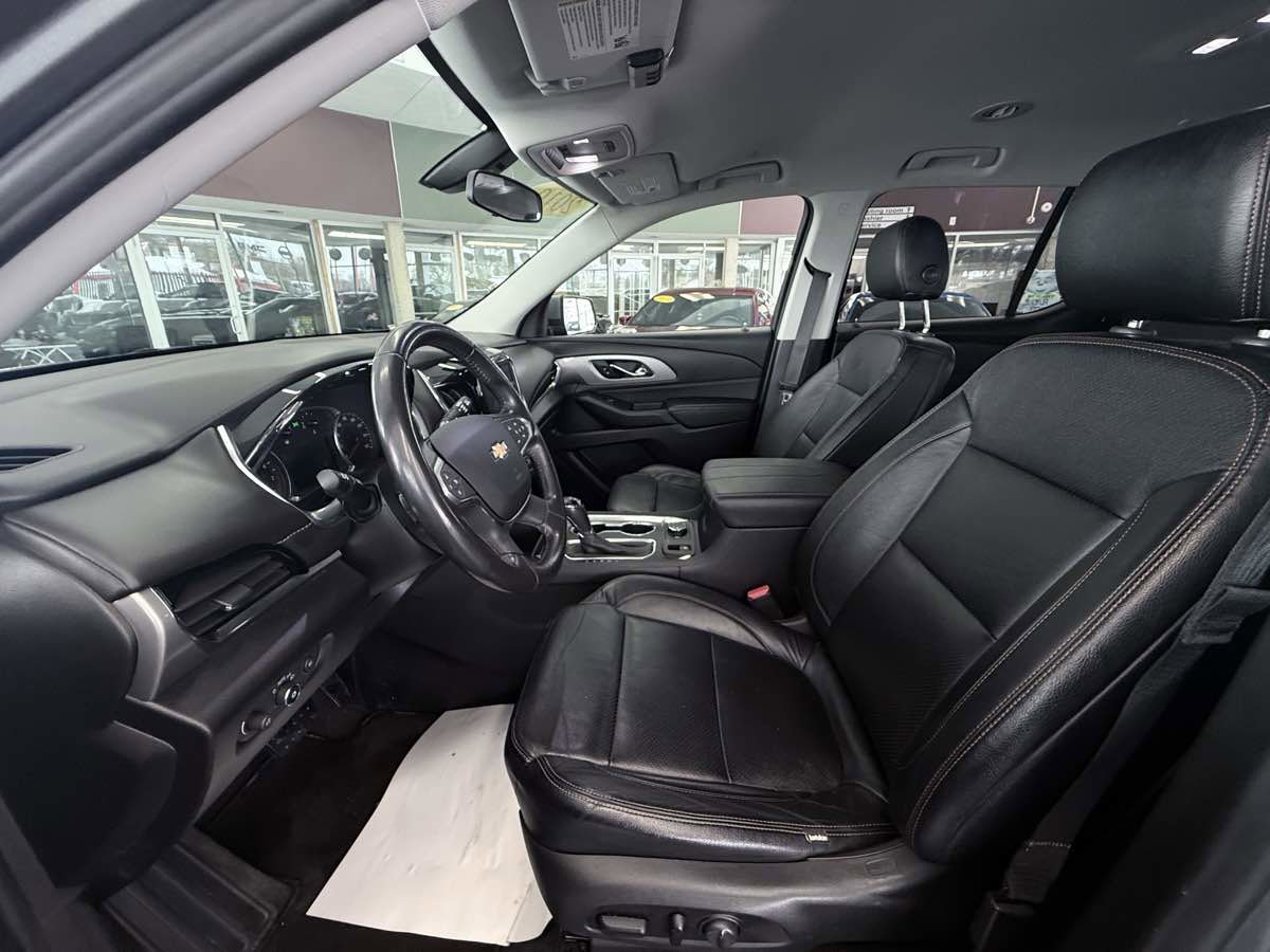 Used 2019 Chevrolet Traverse LT AWD/4WD image 23