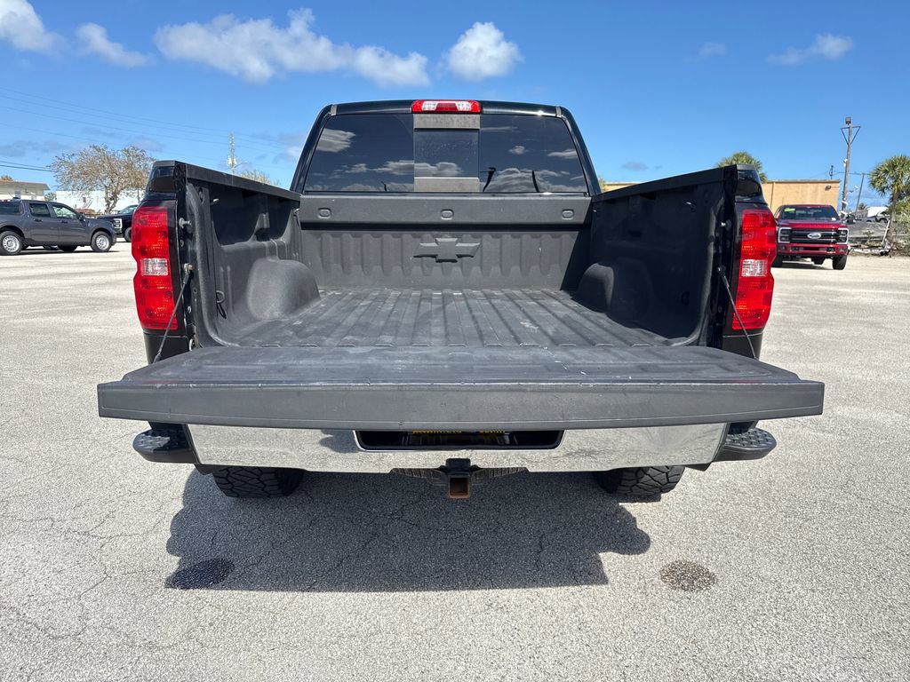 Used 2017 Chevrolet Silverado 1500 LT w/ All Star Edition image 28