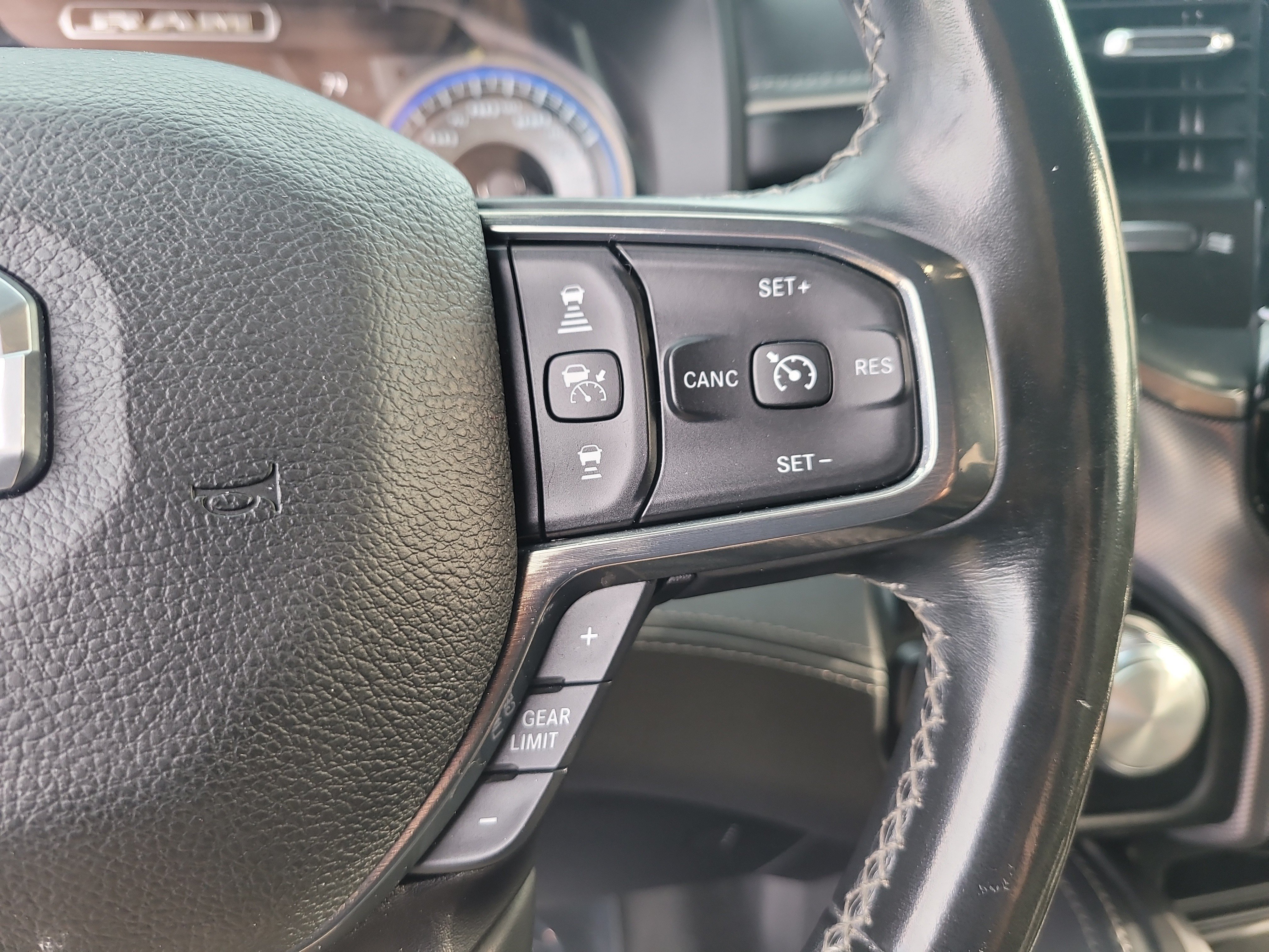 Used 2021 RAM 1500 Limited RWD image 29