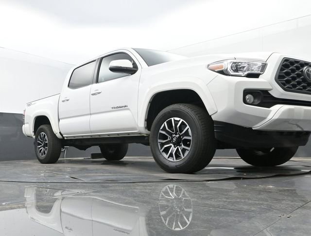 Used 2021 Toyota Tacoma TRD Sport RWD image 9