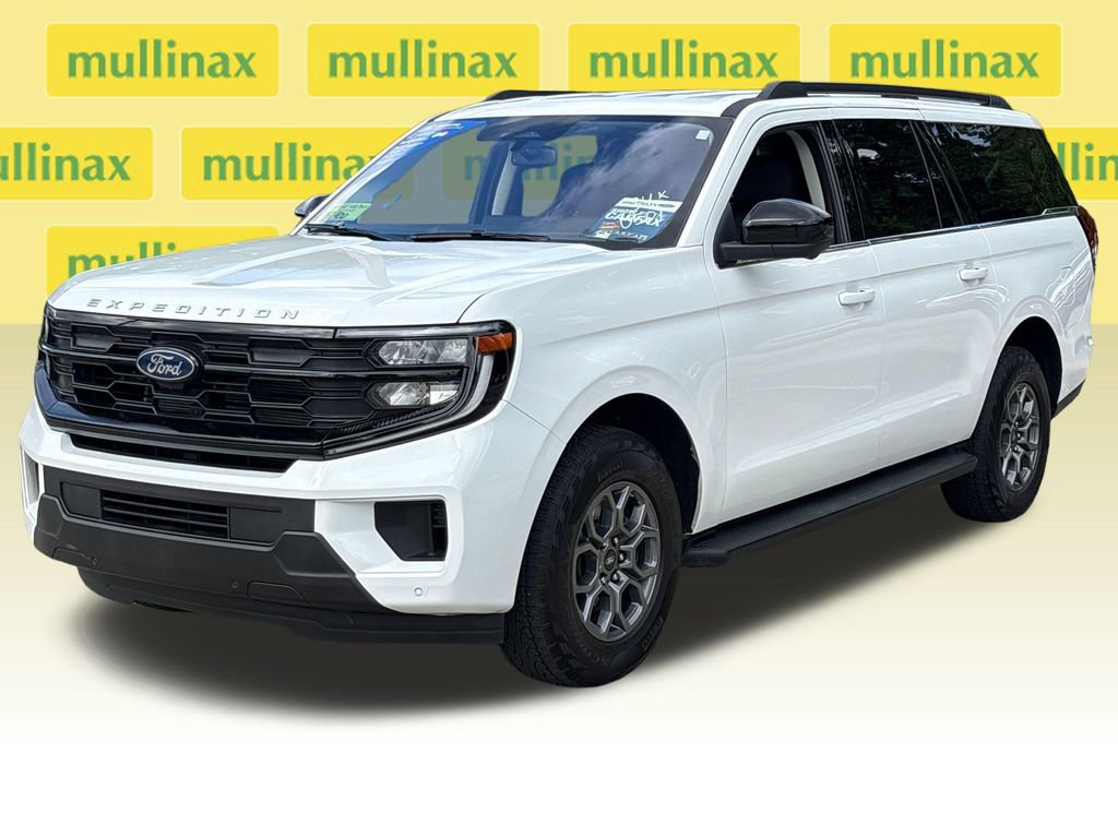 Used 2025 Ford Expedition Max Active RWD image 12