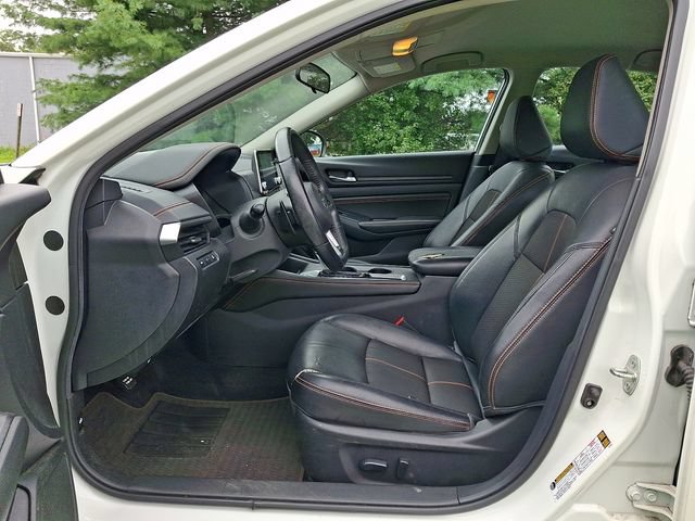 Used 2019 Nissan Altima 2.5 SR FWD image 13