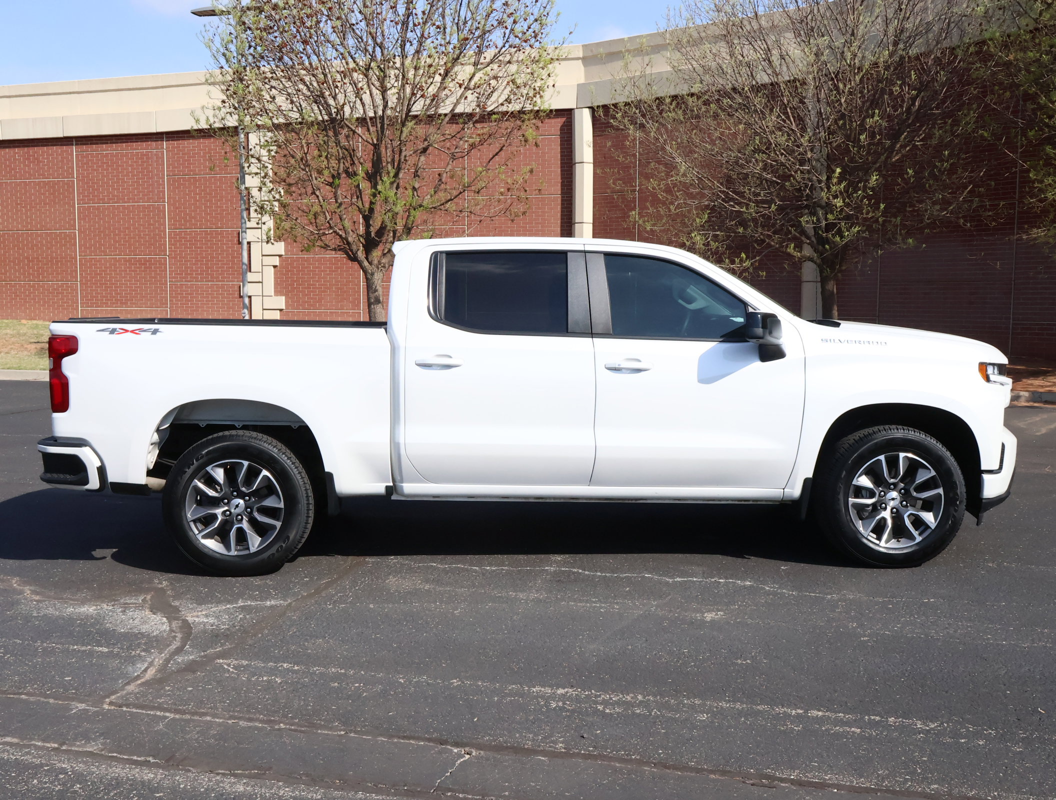 Used 2022 Chevrolet Silverado 1500 RST AWD/4WD image 32