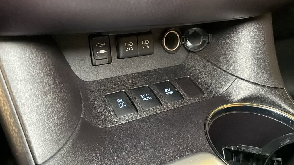 Used 2018 Toyota Highlander Limited image 31