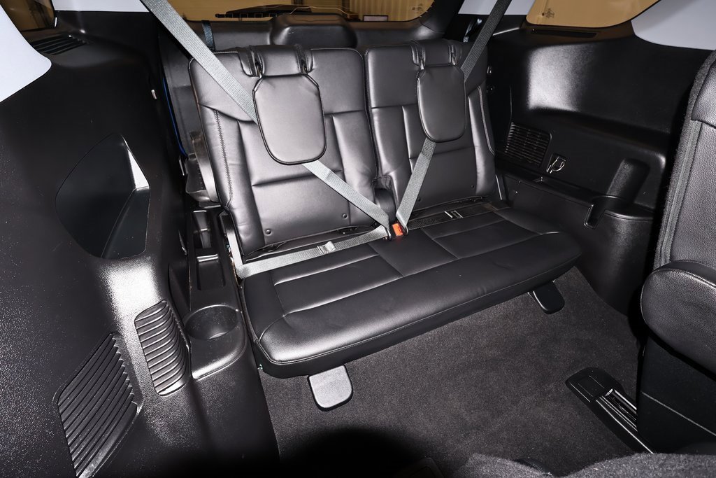 Certified 2020 Ford Explorer XLT w/ Equipment Group 202A image 21