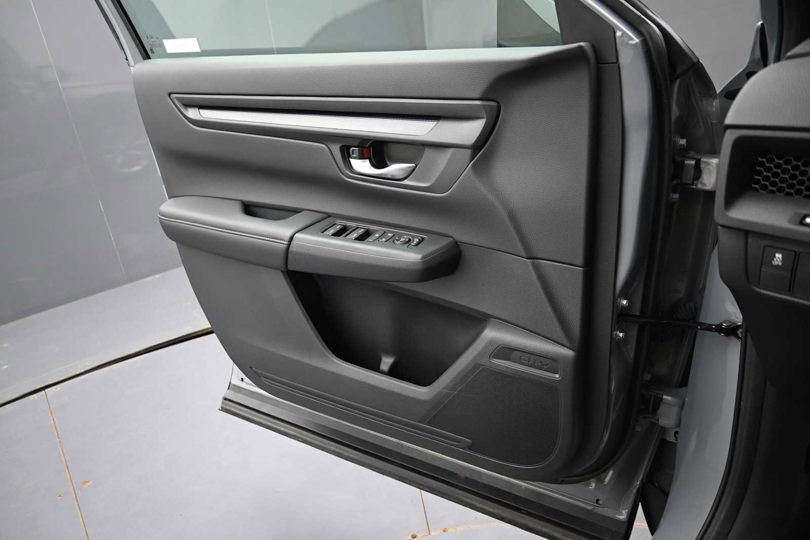 Used 2024 Honda CR-V EX image 11
