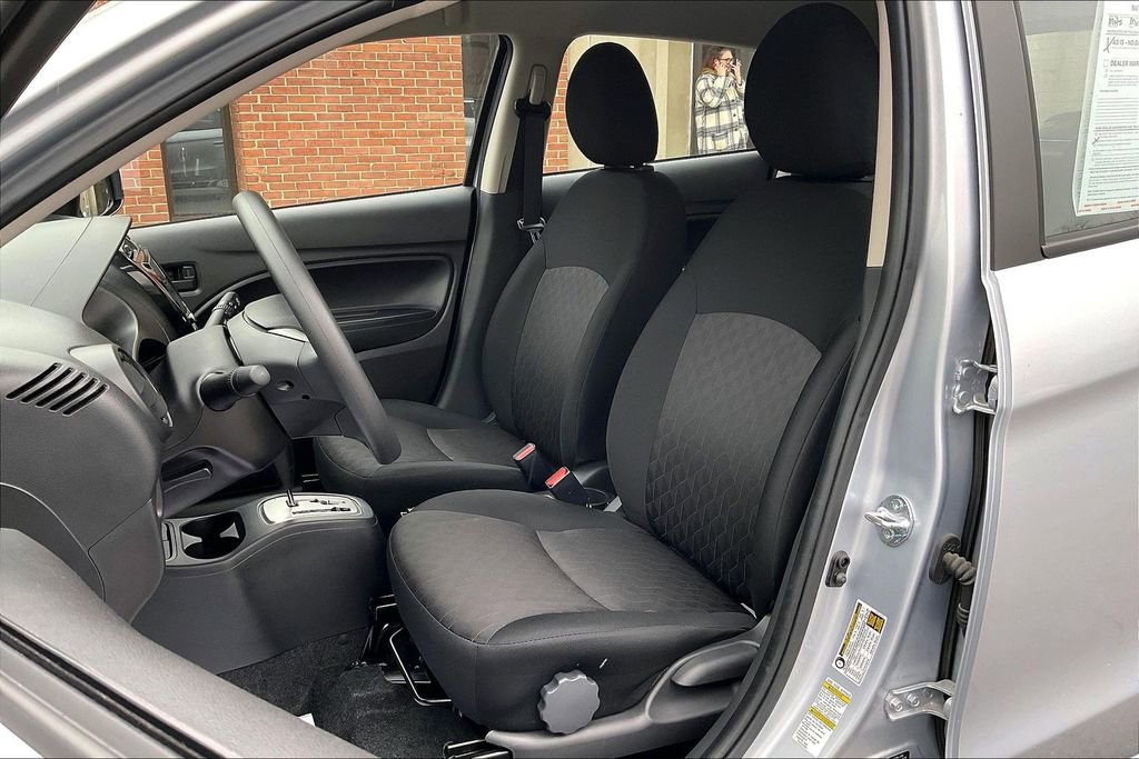 Used 2024 Mitsubishi Mirage LE image 24