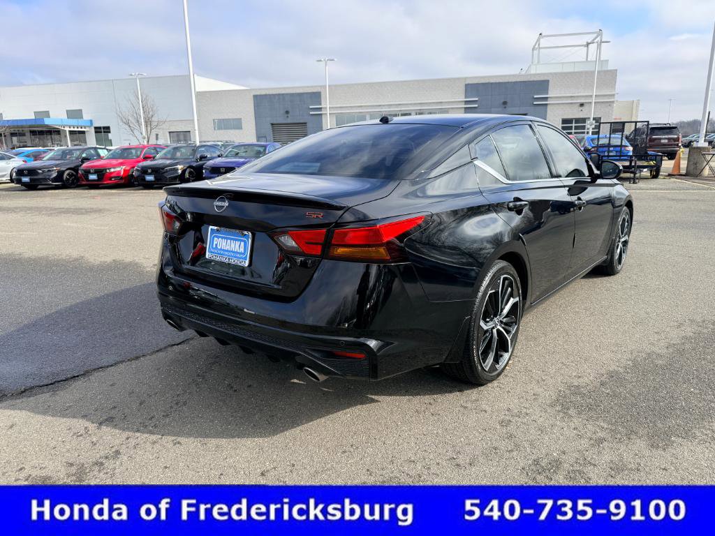 Used 2024 Nissan Altima 2.5 SR w/ SR Premium Package image 6