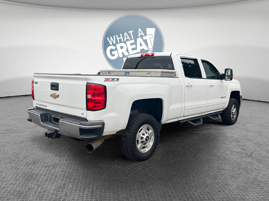 Used 2015 Chevrolet Silverado 2500 LT AWD/4WD image 3