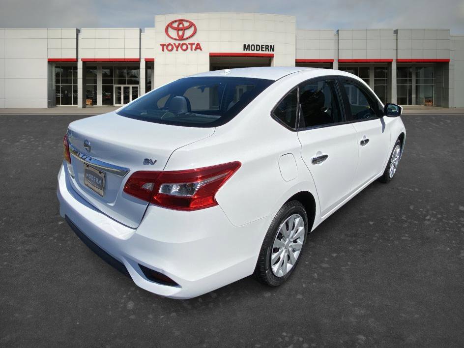 Used 2017 Nissan Sentra SV image 5