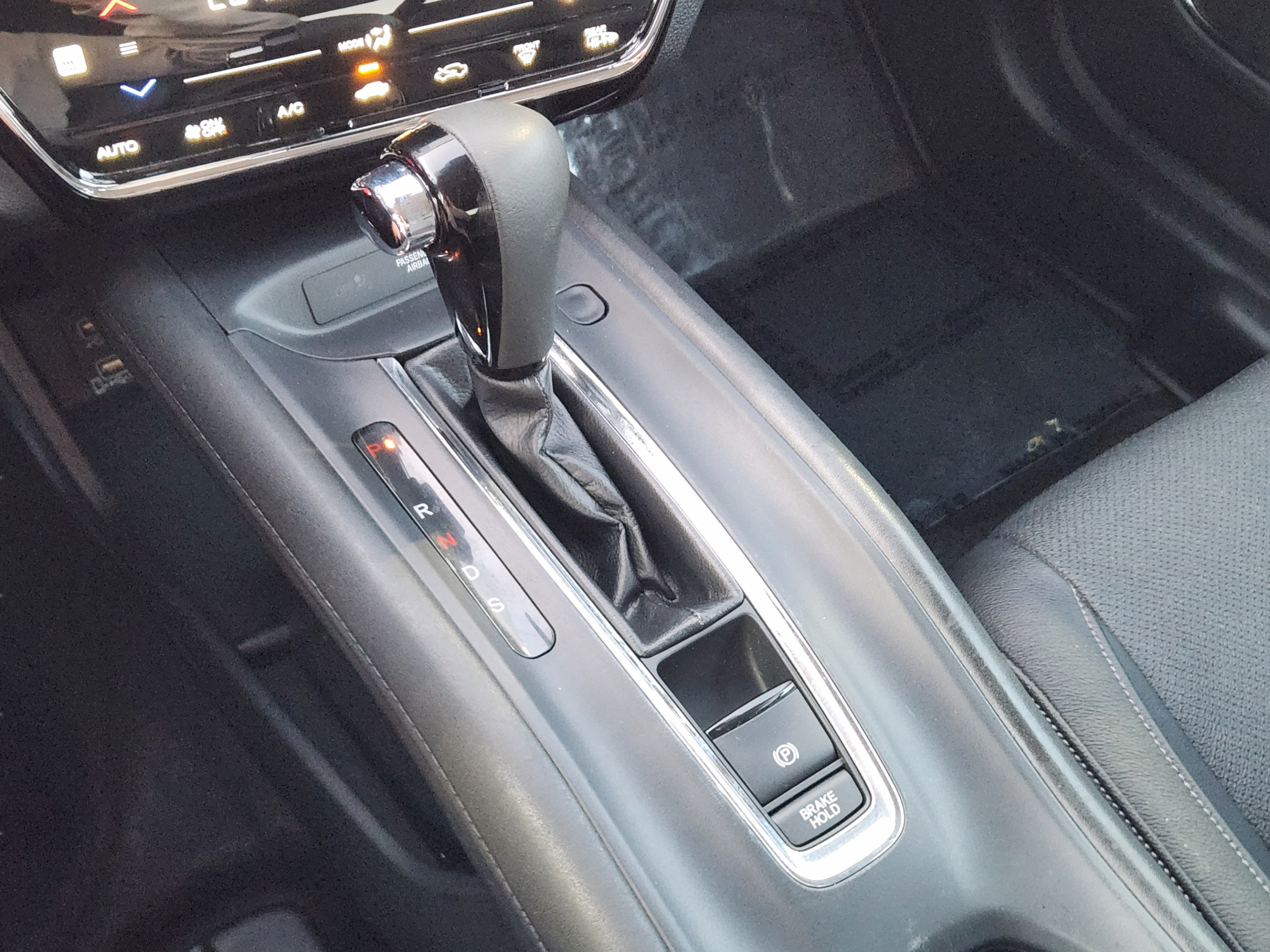 Used 2022 Honda HR-V EX-L image 12
