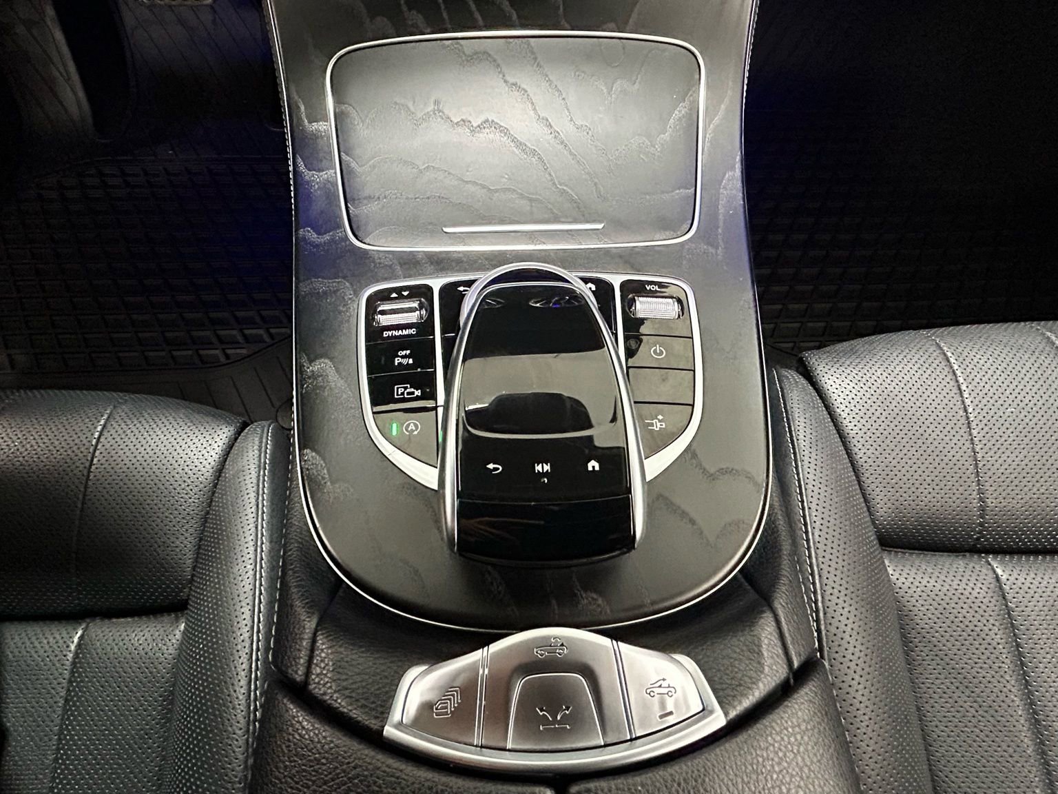 Used 2023 Mercedes-Benz E 450 4MATIC Cabriolet image 28