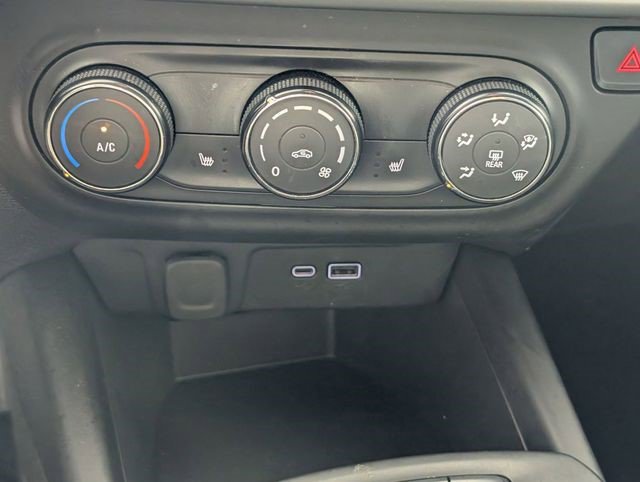 Certified 2024 Chevrolet Trax LS w/ LS Convenience Package FWD image 22