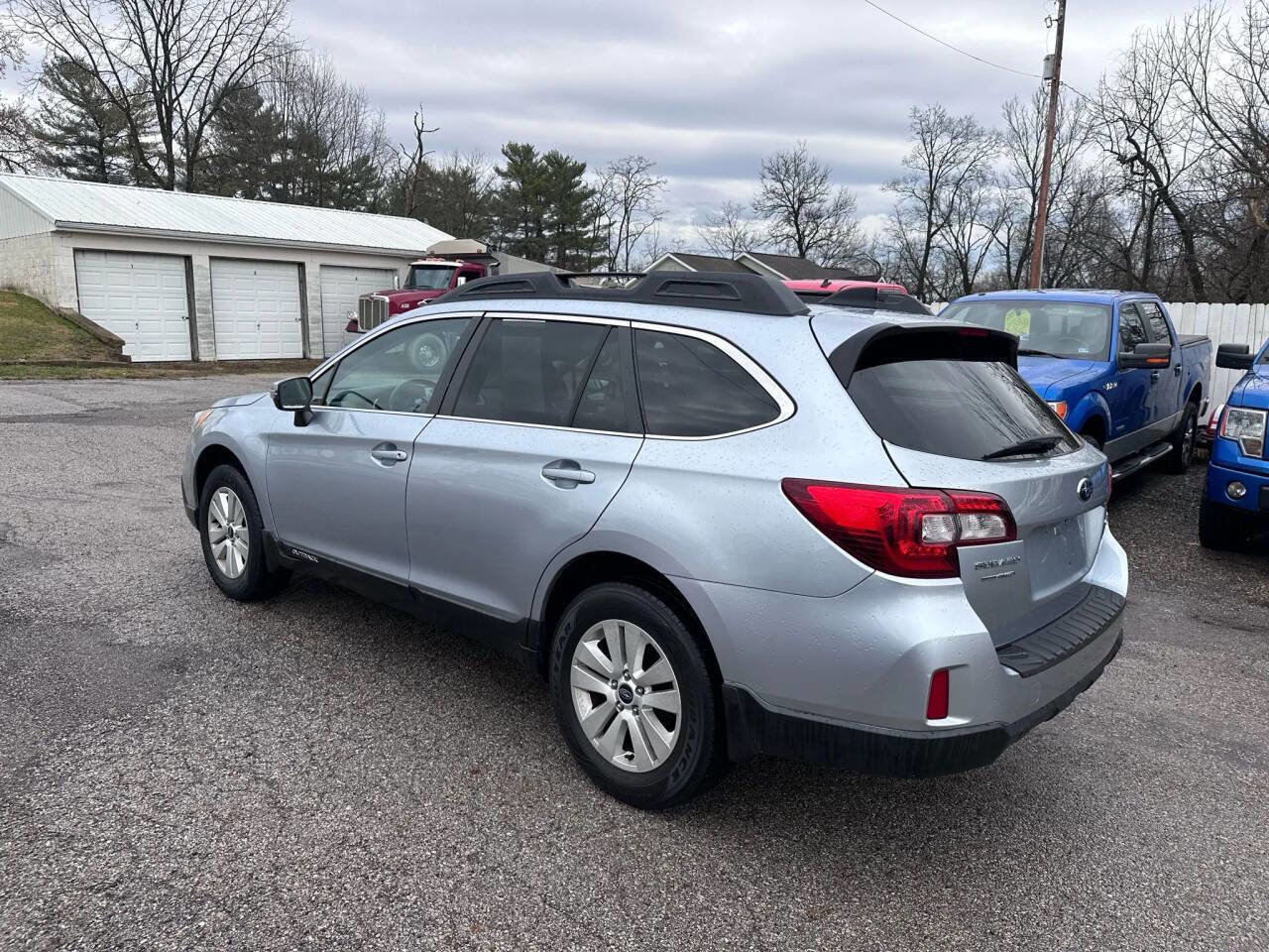 Used 2016 Subaru Outback 2.5i Premium image 8