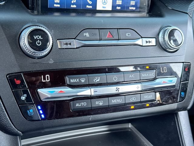 Used 2020 Ford Explorer ST w/ ST High-Performance Pack AWD/4WD image 19