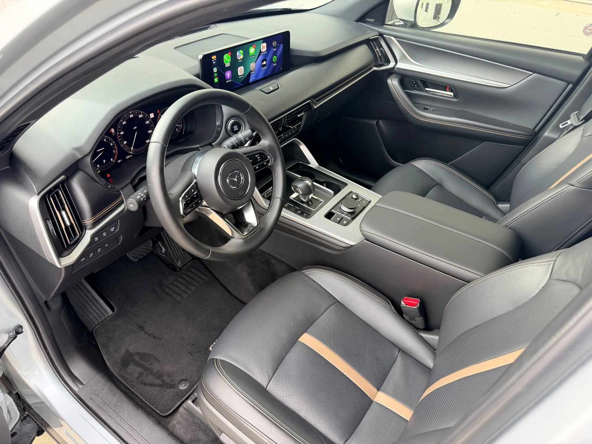 Used 2025 MAZDA CX-90 3.3 Turbo w/ Premium Plus Pkg image 10