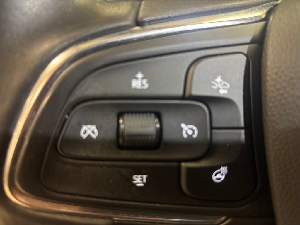 Used 2021 Buick Envision Preferred AWD/4WD image 17