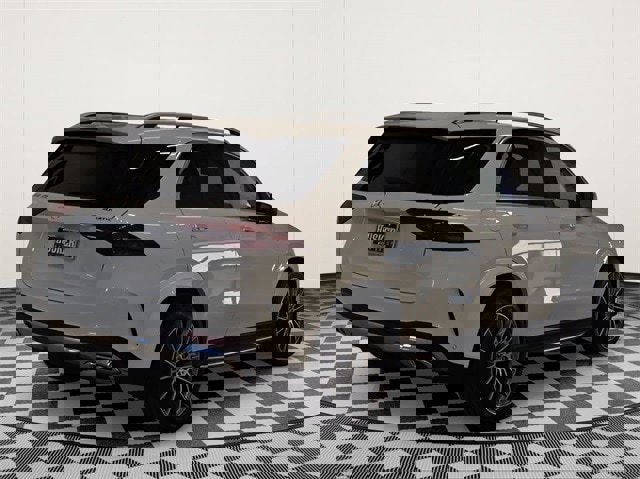 New 2026 Mercedes-Benz GLE 450 4MATIC image 4