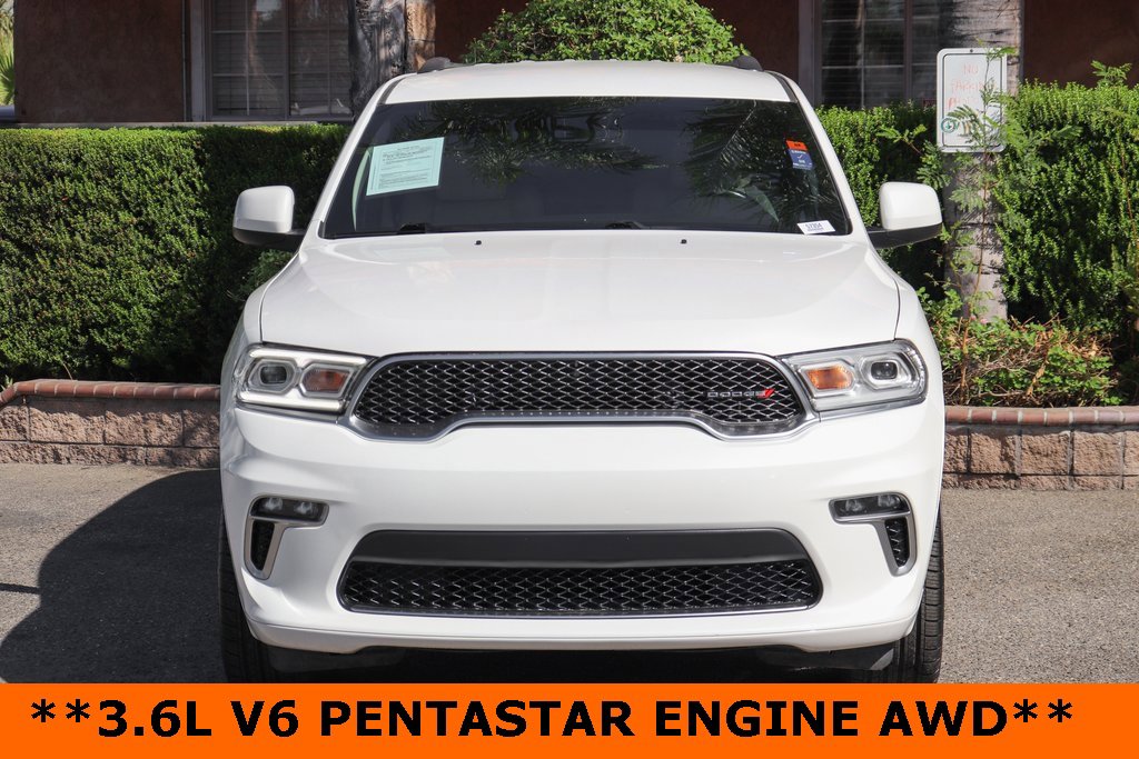 Used 2021 Dodge Durango SXT image 3