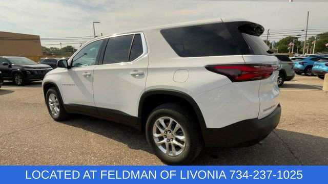 Used 2023 Chevrolet Traverse LS image 6