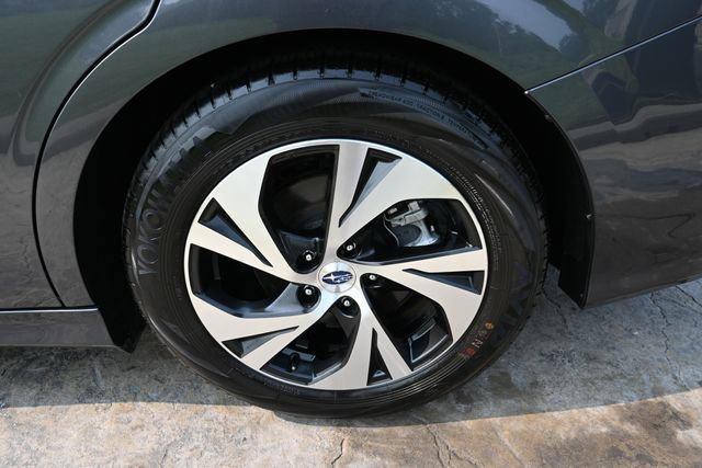 Used 2025 Subaru Legacy Premium AWD/4WD image 13