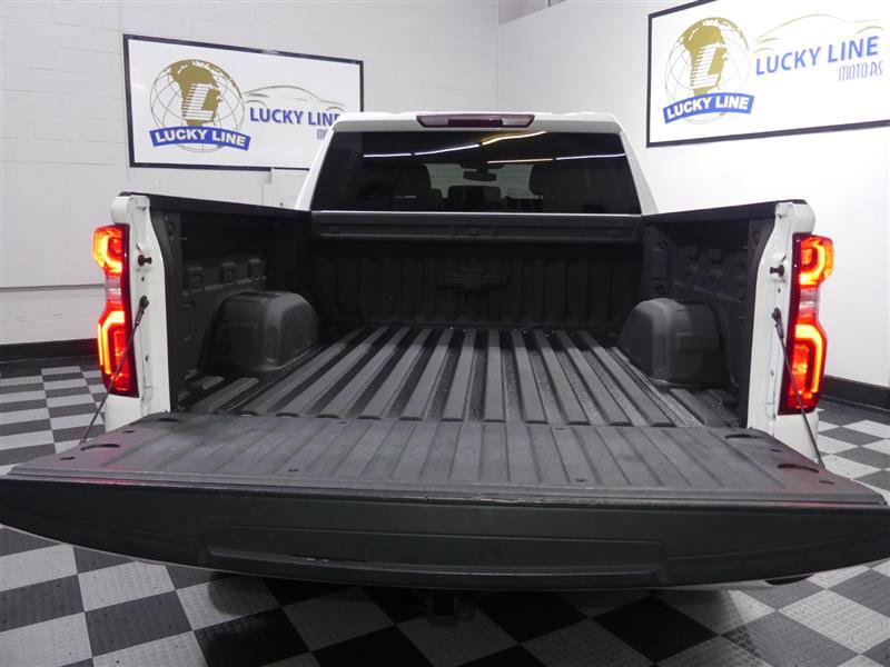 Used 2020 Chevrolet Silverado 1500 RST w/ RST Value Package AWD/4WD image 9