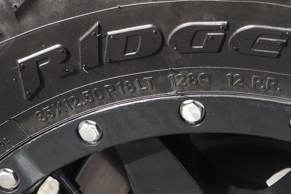 Used 2021 Chevrolet Silverado 2500 LTZ w/ LTZ Convenience Package image 54