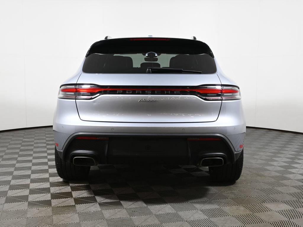 Used 2024 Porsche Macan AWD/4WD image 6