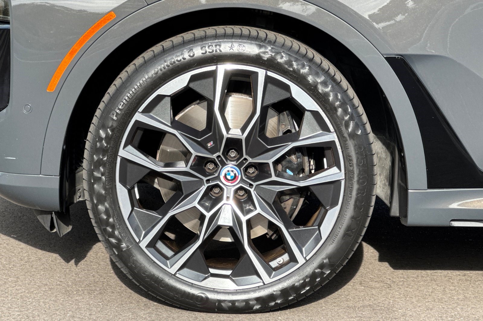 Certified 2024 BMW X7 M60i w/ Executive Package AWD/4WD image 40