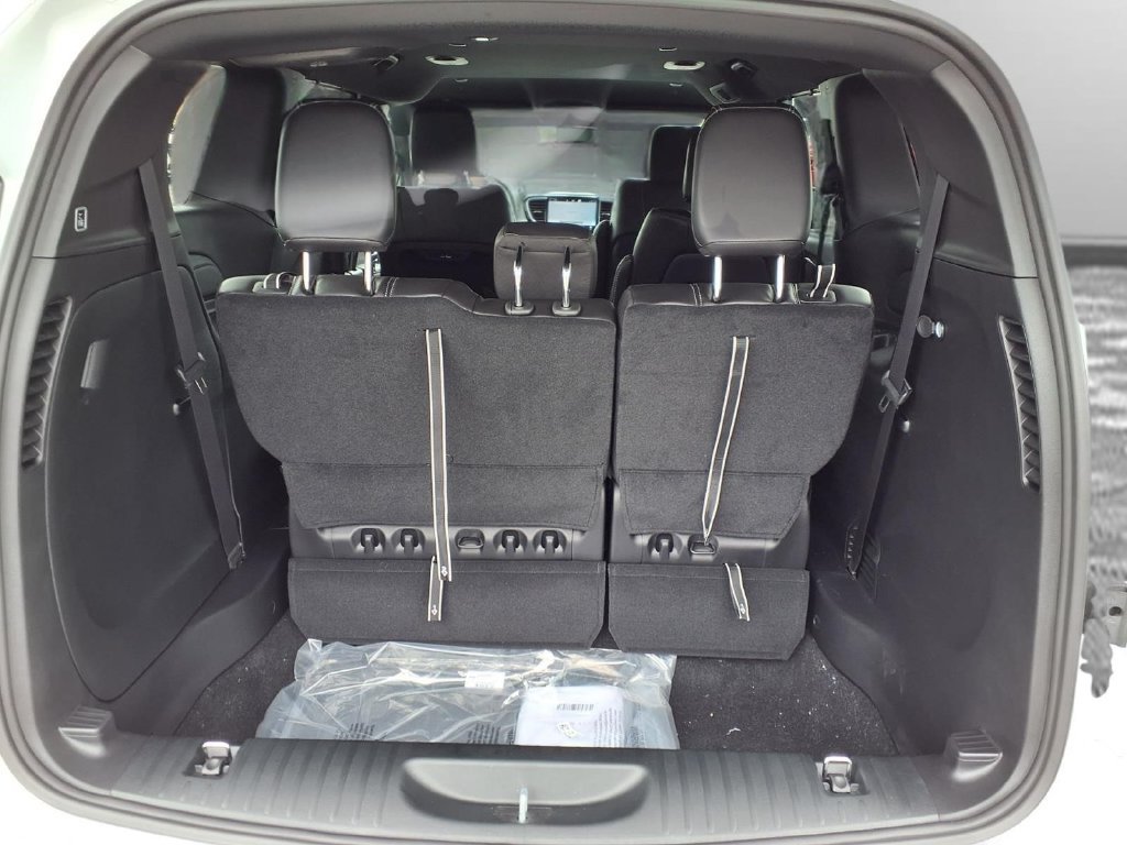 New 2027 Chrysler Pacifica Select AWD/4WD image 25