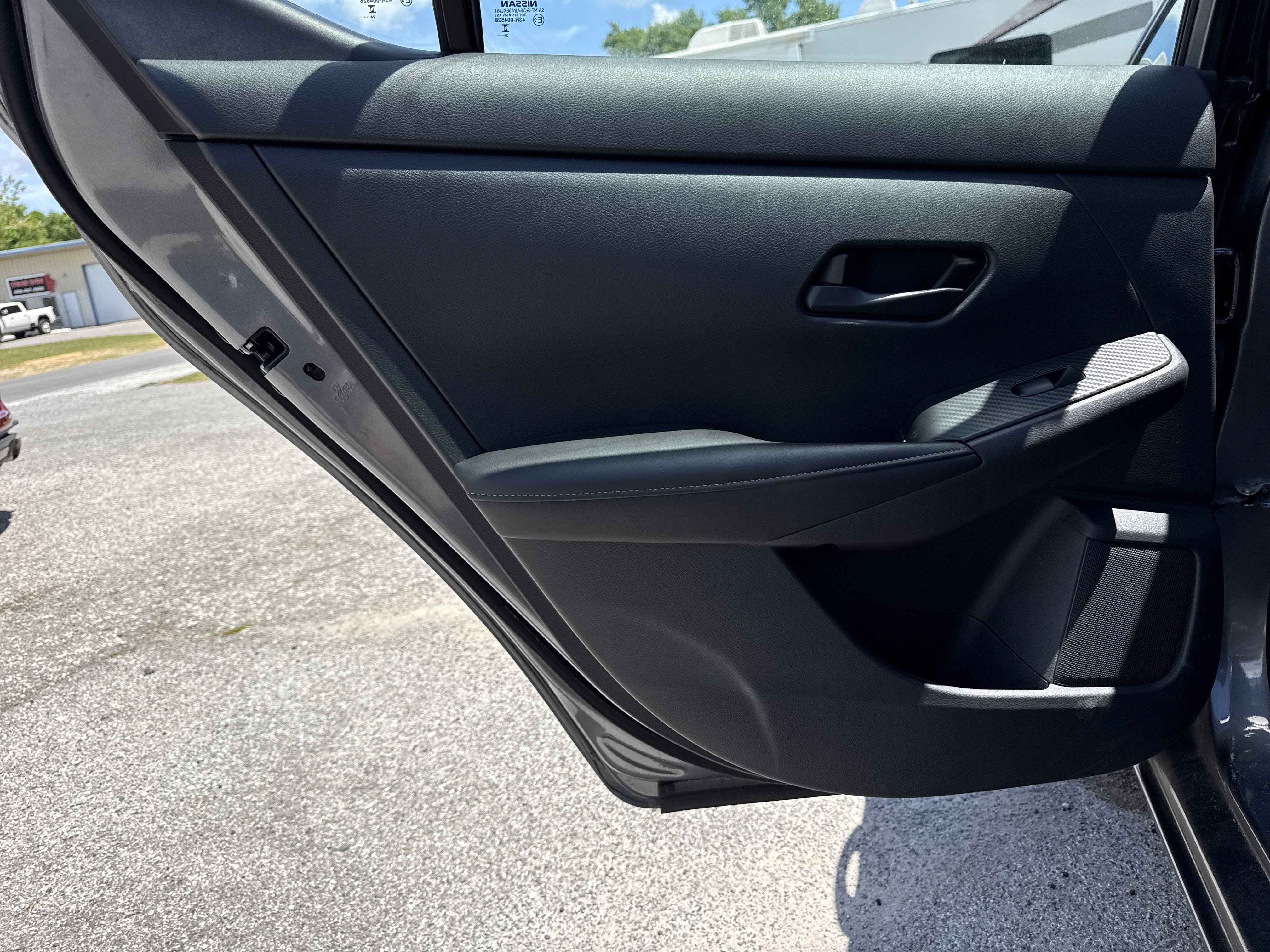 Used 2025 Nissan Sentra S FWD image 27